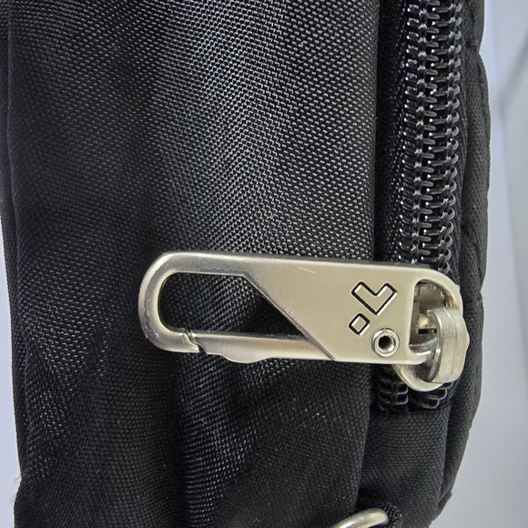 Travelon Black Quilted Crossbody Bag. 8"Wx9"H - Picture 6 of 11